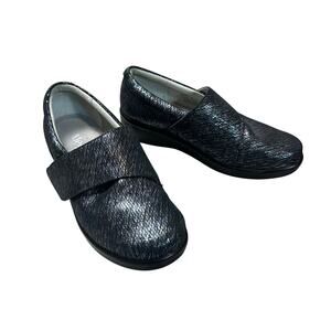 Alegria Women's Lauryn Nubuck Slip-On with Cross Strap Shoe